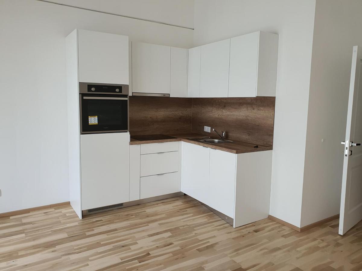 Greenpoint Lägenhet Wiener Neustadt Exteriör bild